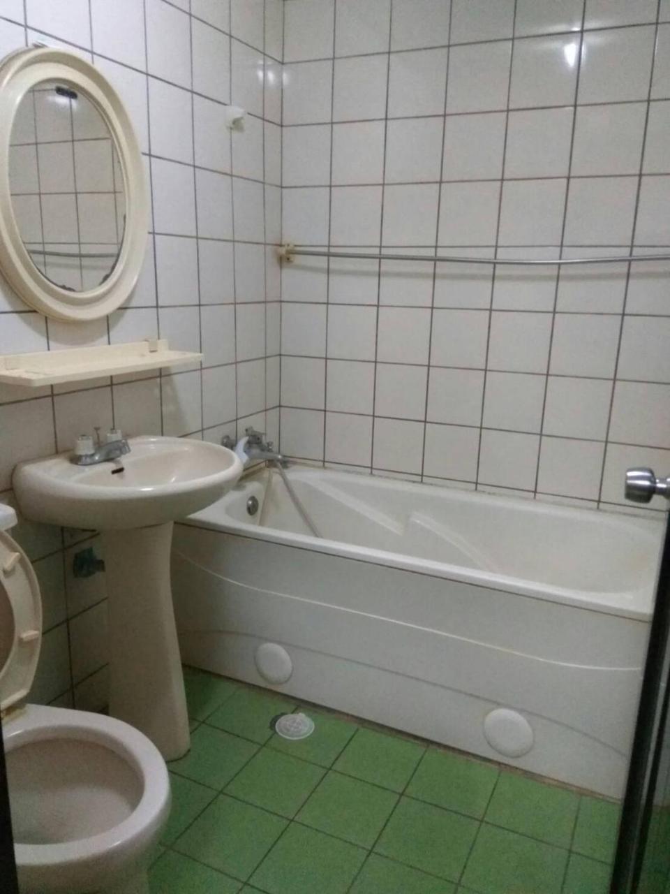 Hua Bin Hotel Yilan Eksteriør bilde