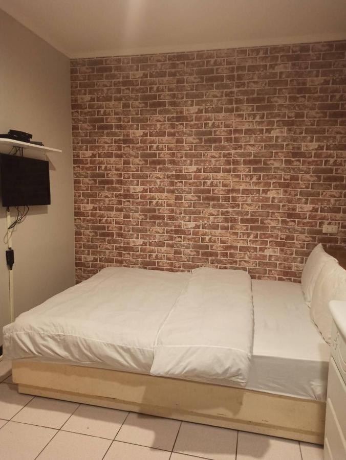Hua Bin Hotel Yilan Eksteriør bilde
